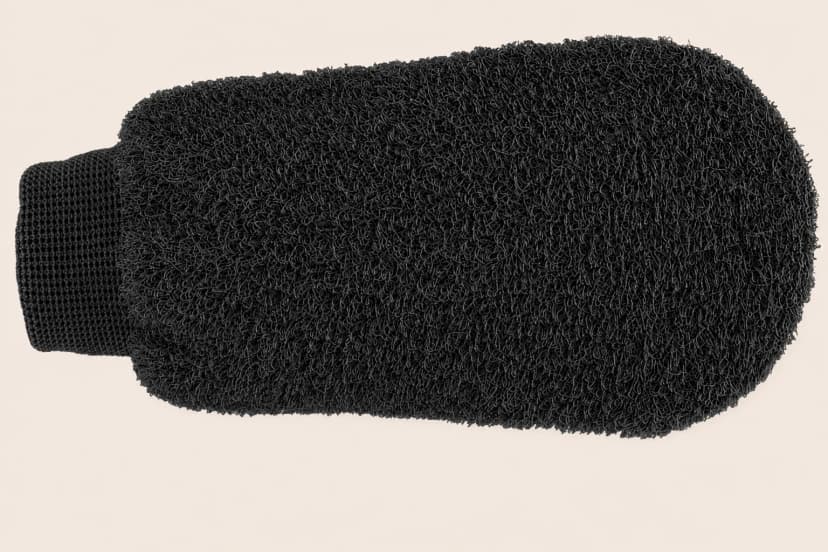 Le gant exfoliant DOUSSE noir